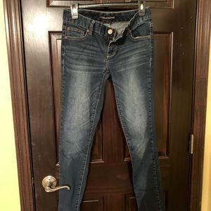 Maurices size small jeans